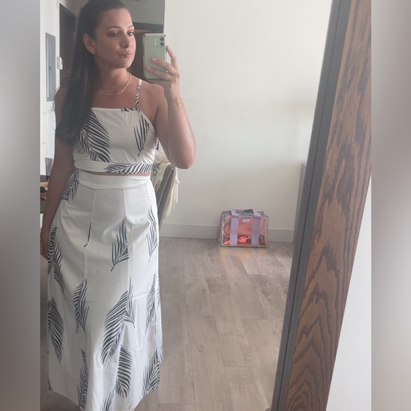 Mellin is LIVE!!! 🔥💕🛍️ LIKE FOR NOTIFICATION - Picture 2 of 6